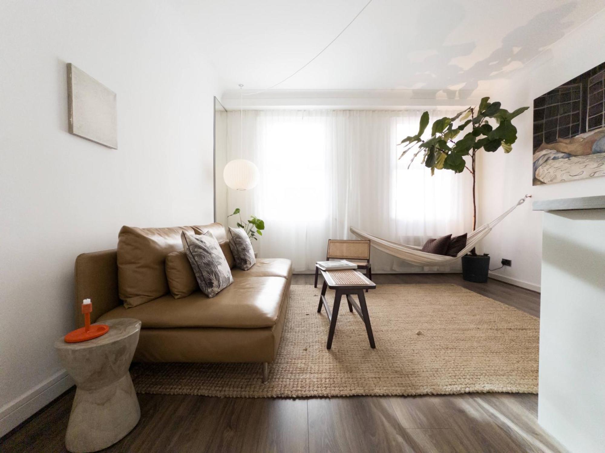 Tranquil Oasis W 100Inch Cinema & Hammock, By The Design Traveller Apartment London Ngoại thất bức ảnh