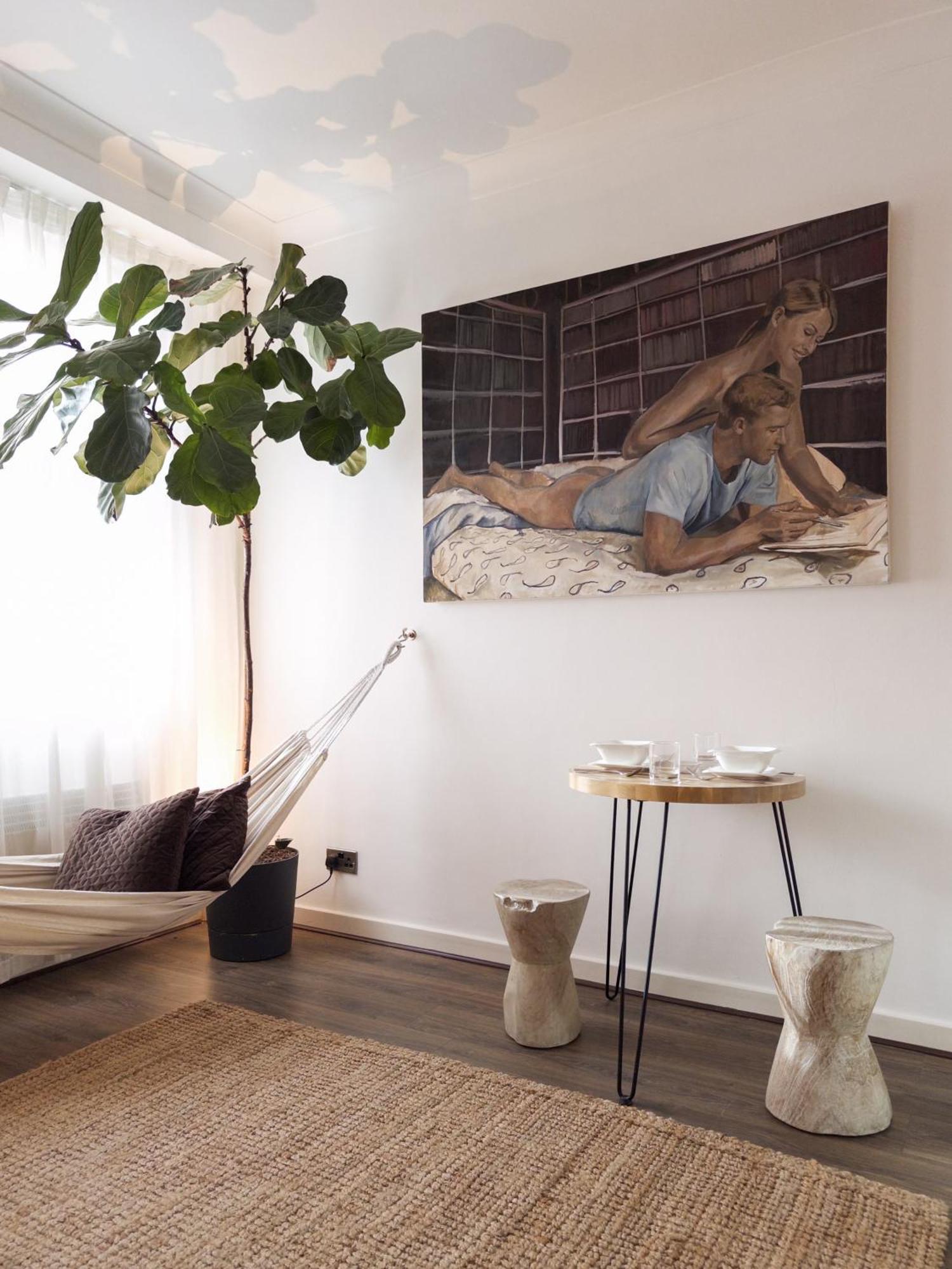 Tranquil Oasis W 100Inch Cinema & Hammock, By The Design Traveller Apartment London Ngoại thất bức ảnh